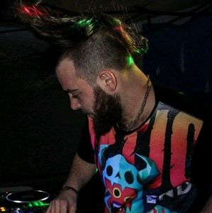 Meet your Posher, Ian